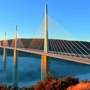 14 juillet au pied du Viaduc de Millau